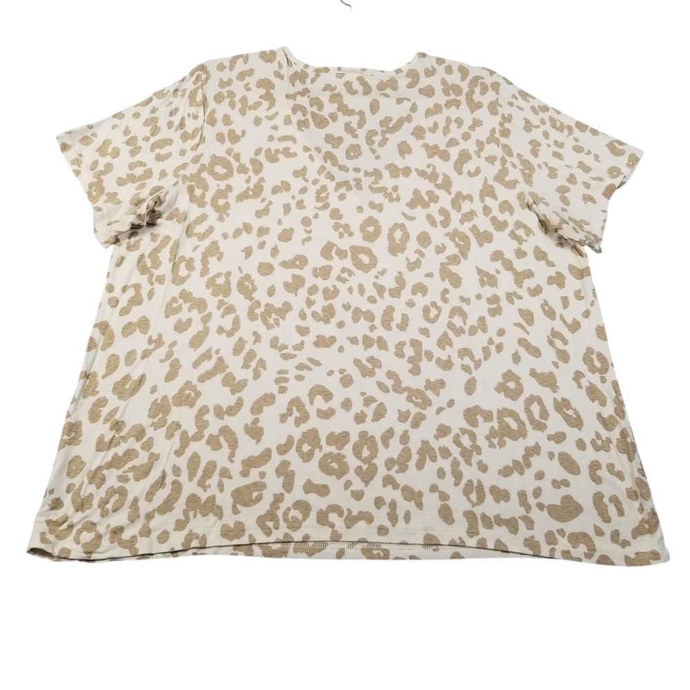 Old Navy Luxe T Shirt Women's XL V Neck Leopard Print Short Sleeve Tan White Tee - Picture 5 of 8